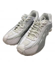 NIKE（ナイキ）の古着「SHOX R4 WHITE/METALLIC SILVER-WHITE/ナイキ/HQ1988-101」｜ホワイト