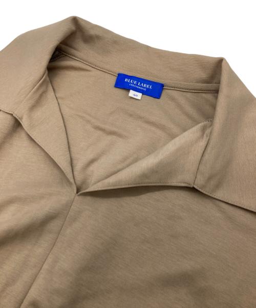 BLUE LABEL CRESTBRIDGE（ブルーレーベルクレストブリッジ）BLUE LABEL CRESTBRIDGE (ブルーレーベルクレストブリッジ) コンパクトポンチカラーネックドレス ベージュ サイズ:40の古着・服飾アイテム