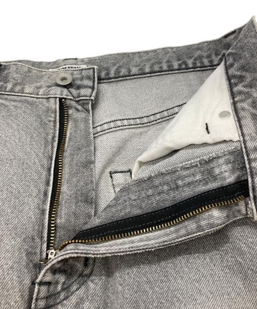 FRAMeWORK（フレームワーク）FRAMeWORK (フレームワーク) out of frameデニムパンツ/フレームワーク/24030220318020 グレー サイズ:Ｍの古着・服飾アイテム