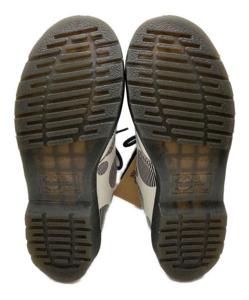 Dr.Martens（ドクターマーチン）Dr.Martens (ドクターマーチン) 3ホールシューズ/ドクターマーチン ホワイト×ブラック サイズ:UK6の古着・服飾アイテム