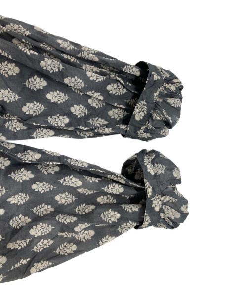 KAGURE（カグレ）kagure (カグレ) プリントギャザーブラウス グレー サイズ:FREEの古着・服飾アイテム