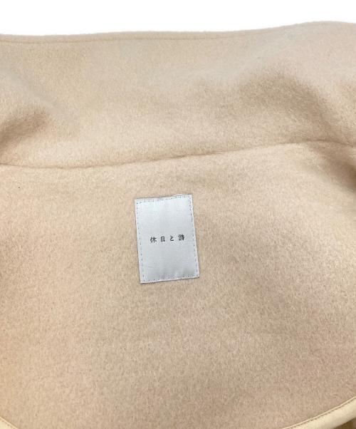 休日と詩（キュウジツトウタ）休日と詩 (キュウジツトウタ) ウールダッフルコート/キュウジツトウタ/portom19132 ベージュ サイズ:Freeの古着・服飾アイテム