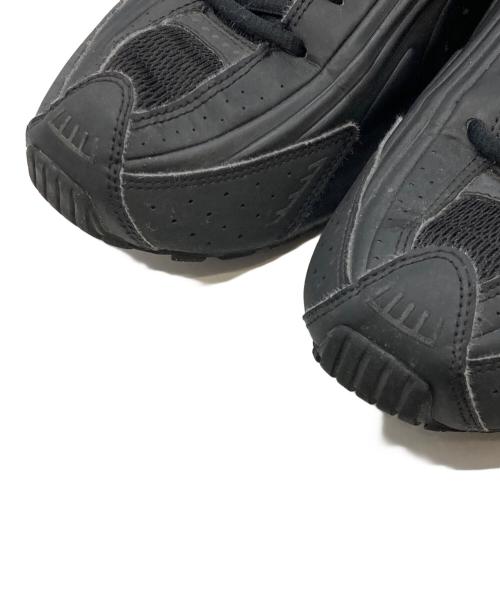 NIKE（ナイキ）NIKE (ナイキ) Women's Shox R4/ナイキ/AR3565-004 ブラック サイズ:29cmの古着・服飾アイテム