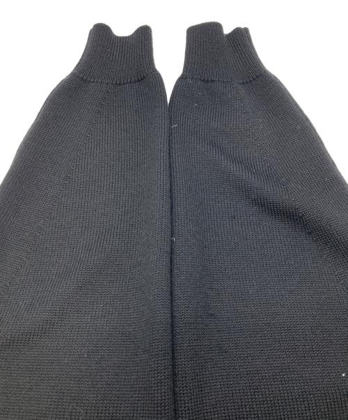 H BEAUTY&YOUTH（エイチ ビューティー&ユース）H BEAUTY&YOUTH (エイチ ビューティー&ユース) SOLID WOOL 9GAUGE V CARDIGAN/エイチ ビューティー&ユース/1228-106-0648 ブラック サイズ:Sの古着・服飾アイテム