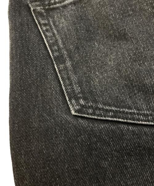 SUPREME（シュプリーム）Supreme (シュプリーム) テーパードブラックデニムパンツ/シュプリーム ブラック サイズ:30の古着・服飾アイテム