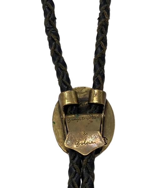 GANGSTERVILLE（ギャングスタービル）GANGSTERVILLE (ギャングスタービル) Galcia (ガルシア) BOLO-TIE ネックレス/ギャングスタービル/ガルシア ゴールド×ブラックの古着・服飾アイテム
