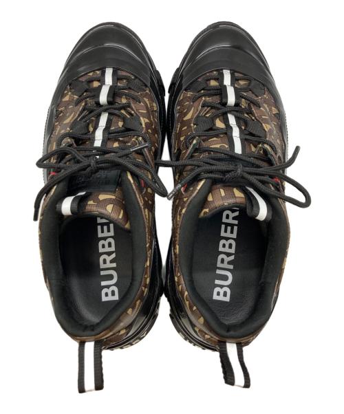 BURBERRY（バーバリー）BURBERRY (バーバリー) Eキャンバス アーサース TBモノグラム ブラック×ブラウン サイズ:42の古着・服飾アイテム