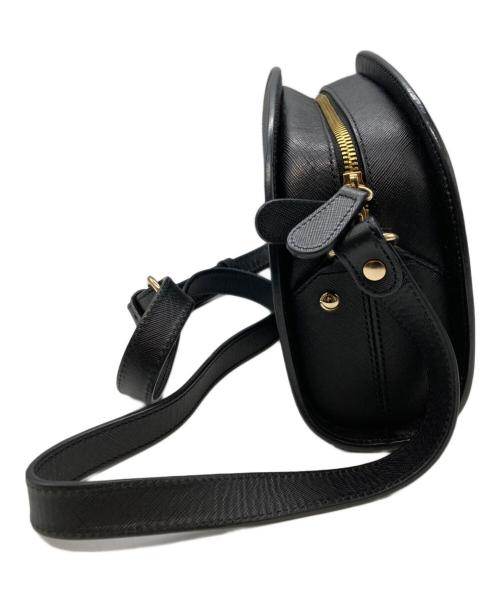 A.P.C.（アーペーセー）A.P.C. (アーペーセー) ハーフムーンショルダーバッグ　アーペーセー ブラックの古着・服飾アイテム