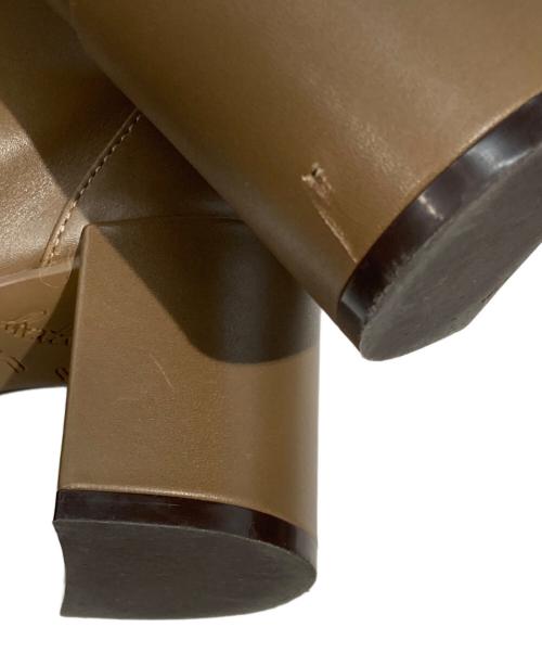Salvatore Ferragamo（サルヴァトーレ フェラガモ）Salvatore Ferragamo (サルヴァトーレ フェラガモ) チェーンショートブーツ　サルヴァトーレ フェラガモ ブラウン サイズ:5 1/2の古着・服飾アイテム