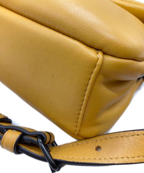 COACH（コーチ）COACH (コーチ) ピロータビーショルダーバッグ　H2161-C3880　コーチ　 オレンジの古着・服飾アイテム