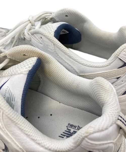 NEW BALANCE（ニューバランス）NEW BALANCE (ニューバランス) MR530CTローカットスニーカー　　ニューバランス　ヴィンテージ加工 ホワイト サイズ:27.5cmの古着・服飾アイテム