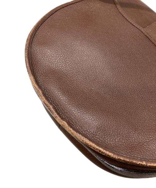 Yves Saint Laurent（イヴサンローラン）Yves Saint Laurent (イヴサンローラン) YSLロゴショルダーバッグ　イヴサンローラン　 ブラウンの古着・服飾アイテム