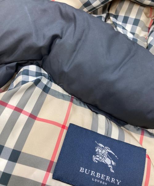 BURBERRY LONDON（バーバリーロンドン）BURBERRY LONDON (バーバリーロンドン) 裏地ノバチェックフォックスファー ダウンジャケット　バーバリーロンドン　FS028-954-09 ブラック サイズ:40の古着・服飾アイテム