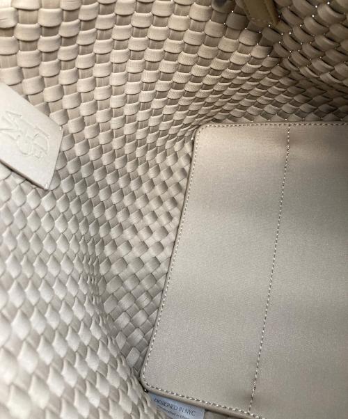 NAGHEDI（ナゲディ）NAGHEDI (ナゲディ) St Barths Small Tote　SN03012　ナゲディ　 カシミヤの古着・服飾アイテム