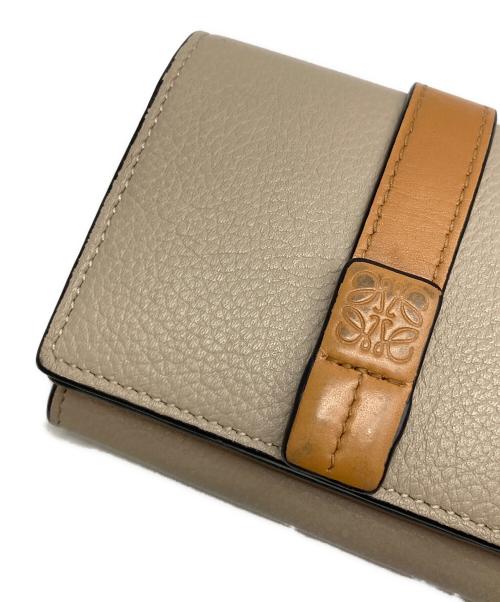 LOEWE（ロエベ）LOEWE (ロエベ) トライフォールドウォレット ベージュ×ピンクの古着・服飾アイテム