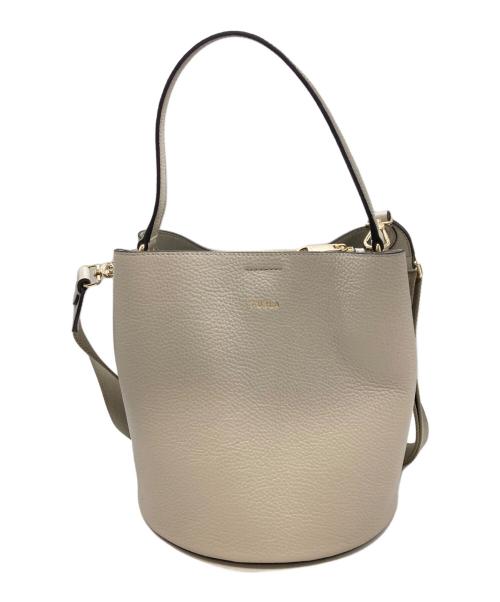 FURLA（フルラ）FURLA (フルラ) DANAE S BUCKET BAG　フルラ　 ホワイトの古着・服飾アイテム