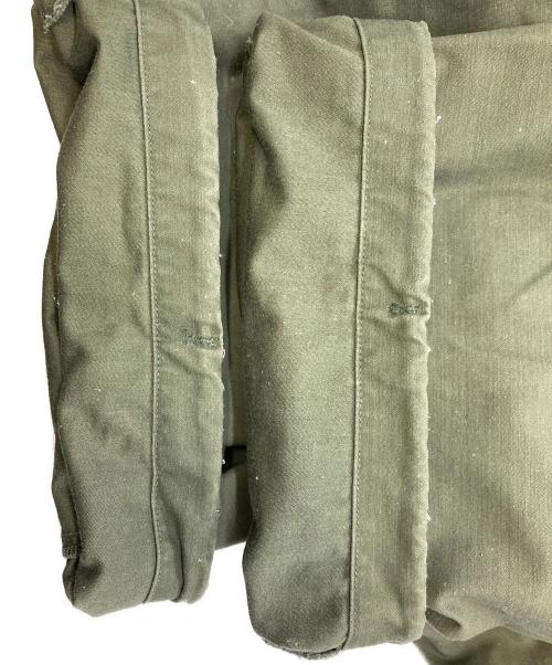 US ARMY（ユーエスアーミー）US ARMY (ユーエスアーミー) M65カーゴパンツ　SERVALジップ 70’S カーキ サイズ:MEDIUM-REGULARの古着・服飾アイテム