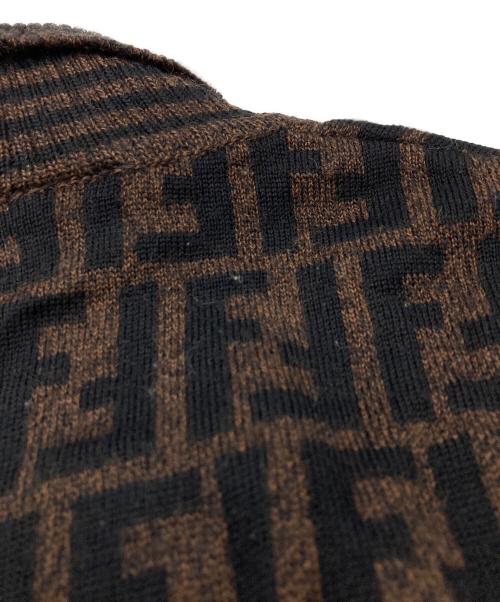 FENDI（フェンディ）FENDI (フェンディ) ズッカ柄タートルネックニット ブラウン×ブラック サイズ:42の古着・服飾アイテム