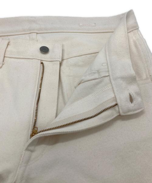 COMOLI（コモリ）COMOLI (コモリ) ストレートパンツ ホワイト サイズ:3の古着・服飾アイテム