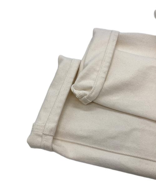 COMOLI（コモリ）COMOLI (コモリ) ストレートパンツ ホワイト サイズ:3の古着・服飾アイテム