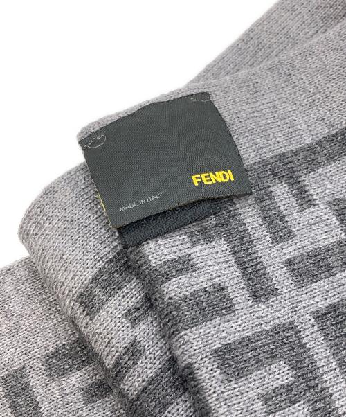 FENDI（フェンディ）FENDI (フェンディ) ズッカ柄ウールマフラー　フェンディ グレーの古着・服飾アイテム