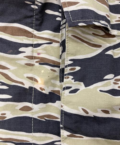 WACKO MARIA（ワコマリア）WACKO MARIA (ワコマリア) TIGERCAMO ARMYSHIRT　ワコマリア ベージュ サイズ:Mの古着・服飾アイテム