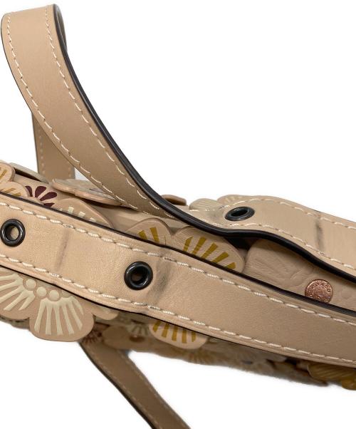 COACH（コーチ）COACH (コーチ) ティーローズアップリケ サドルバッグ23　コーチ　38195 ベージュの古着・服飾アイテム