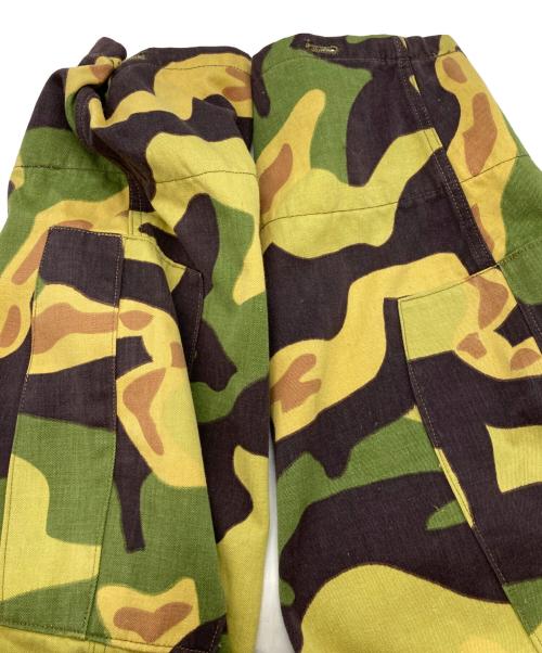 古着（フルギ）古着 (フルギ) サラマンダーカモフラフーデッドジャケット　チェコスロバキア軍 グリーン×ネイビー サイズ:不明の古着・服飾アイテム