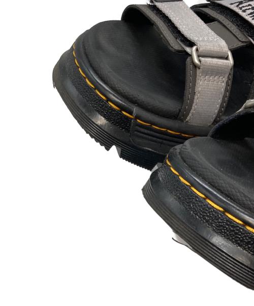 Dr.Martens（ドクターマーチン）Dr.Martens (ドクターマーチン) TRACT PEARSON SANDAL グレー サイズ:Ｌの古着・服飾アイテム