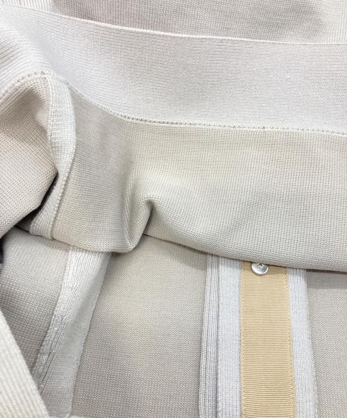 TOMORROW LAND（トゥモローランド）TOMORROW LAND (トゥモローランド) ポリエステルウール ニットGジャン　トゥモローランド　63-02-34-02011 ベージュ サイズ:Ｍの古着・服飾アイテム