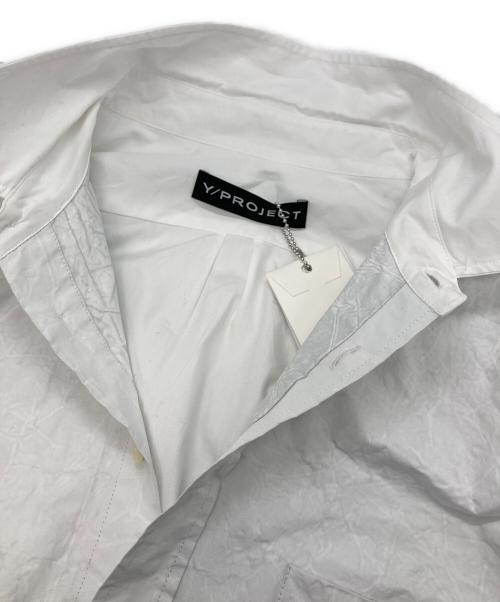 Y/PROJECT（ワイ プロジェクト）Y/PROJECT (ワイ プロジェクト) ホワイトスクランチシャツ　201SI008 ホワイト サイズ:Ｍの古着・服飾アイテム