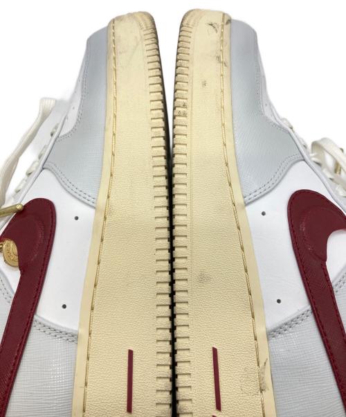 NIKE（ナイキ）NIKE (ナイキ) WMNS AIR FORCE 1 '07 SE PHOTON DUST/TEAM RED-SUMMIT WHITE-MUSLIN　ナイキ ホワイト サイズ:27.5cmの古着・服飾アイテム