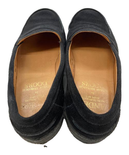 SANDERS（サンダース）SANDERS (サンダース) URBAN RESEARCH DOORS (アーバンリサーチドアーズ) Mudguard Butt Seam Loafer ブラック サイズ:8の古着・服飾アイテム