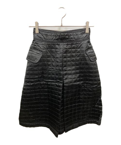 MIU MIU（ミュウミュウ）MIU MIU (ミュウミュウ) キルティングスカート ブラック サイズ:38の古着・服飾アイテム
