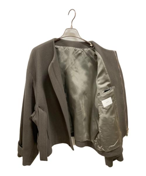 stein（シュタイン）stein (シュタイン) NO COLLAR BELTED JACKET グレー サイズ:Ｍの古着・服飾アイテム