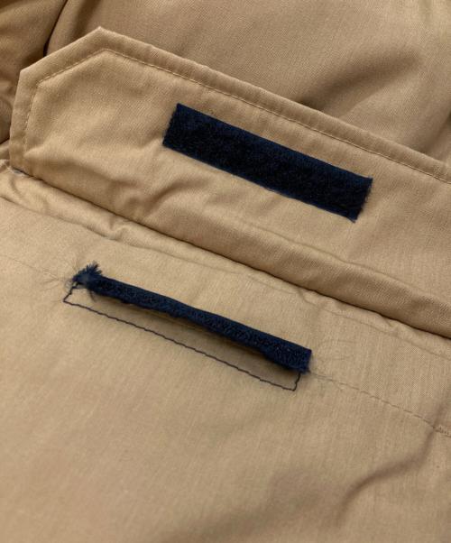 Eddie Bauer（エディーバウアー）Eddie Bauer (エディーバウアー) 80’ｓダウンジャケット ベージュ サイズ:不明の古着・服飾アイテム