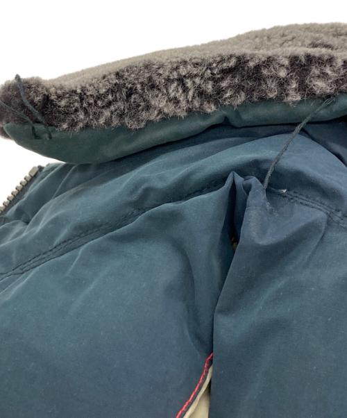 PEUTEREY（ピューテリー）PEUTEREY (ピューテリー) ダウンコート ブルー サイズ:Ｍの古着・服飾アイテム