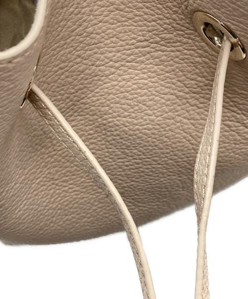 FURLA（フルラ）FURLA (フルラ) コンスタンザショルダーバッグ ベージュの古着・服飾アイテム