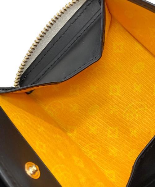 CASTELBAJAC（カステルバジャック）CASTELBAJAC (カステルバジャック) ミドルウォレット ホワイトの古着・服飾アイテム