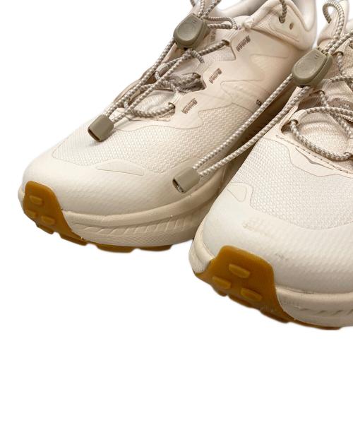 HOKA（ホカ）HOKA (ホカ) ローカットスニーカー アイボリー サイズ:23.5cmの古着・服飾アイテム