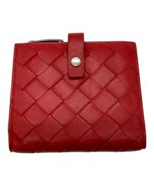BOTTEGA VENETA（ボッテガベネタ）の古着「イントレチャート2つ折り財布」｜レッド