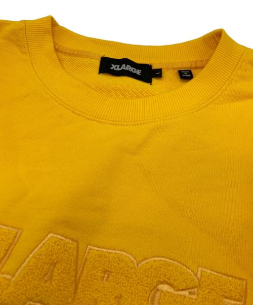 X-LARGE（エクストララージ）X-LARGE (エクストララージ) 刺繍ロゴクルーネックスウェット イエロー サイズ:Lの古着・服飾アイテム