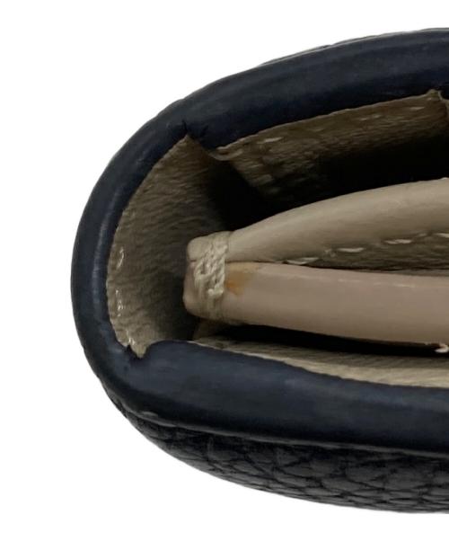 CELINE（セリーヌ）CELINE (セリーヌ) スモール フォールデッド マルチファンクション2つ折り財布 ホワイト×ネイビーの古着・服飾アイテム