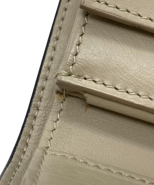 CELINE（セリーヌ）CELINE (セリーヌ) スモール フォールデッド マルチファンクション2つ折り財布 ホワイト×ネイビーの古着・服飾アイテム