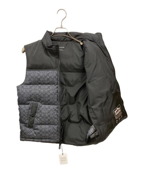 COACH（コーチ）COACH (コーチ) シグネチャー ダウン ベスト ブラック サイズ:Ｍの古着・服飾アイテム