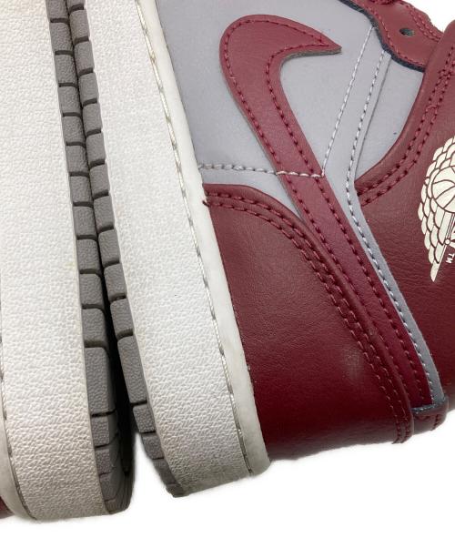NIKE（ナイキ）NIKE (ナイキ) AIR JORDAN 1MID レッド×グレー サイズ:23cmの古着・服飾アイテム