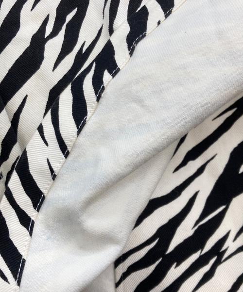 LIMI feu（リミフゥ）LIMI feu (リミフゥ) ゼブラ柄コート ホワイト×ブラック サイズ:Sの古着・服飾アイテム