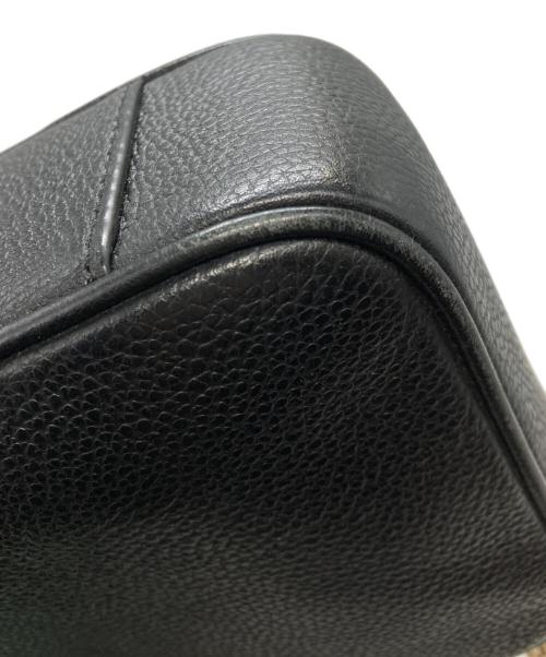 MICHAEL KORS（マイケル・コース）MICHAEL KORS (マイケル・コース) JET SET MD CAMERA BAG ブラックの古着・服飾アイテム