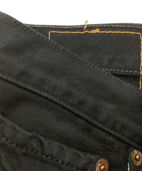 LEVI'S（リーバイス）LEVI'S (リーバイス) 後染め501ブラックデニムパンツ ブラック サイズ:33/32の古着・服飾アイテム