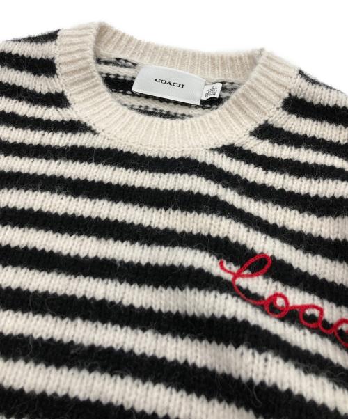 COACH（コーチ）COACH (コーチ) アルパカ混ボーダー刺繍ニット ホワイト×ブラック サイズ:Sの古着・服飾アイテム
